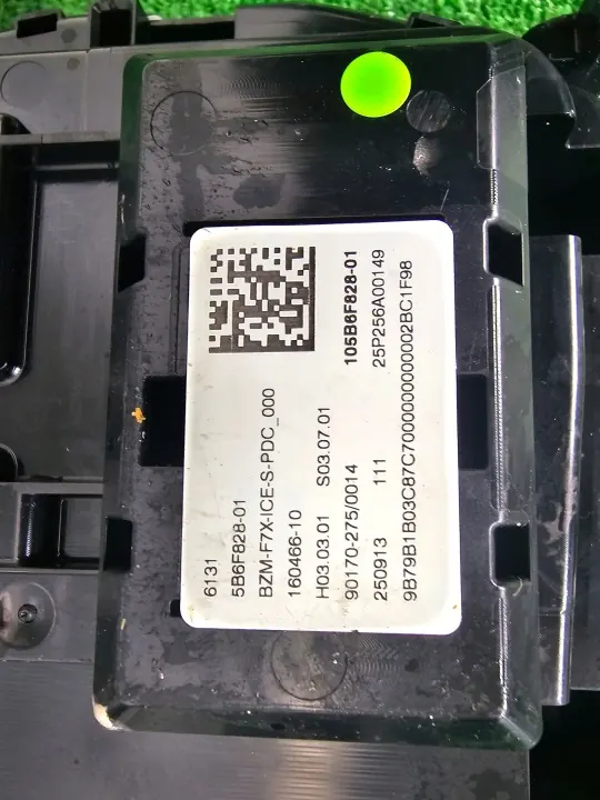 Pommeau de levier BMW OEM 5B6F828 pour 1 F70 & 2 F74 image 3
