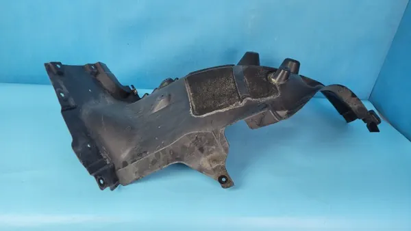 BMW X6 G06 21r Vasen etulokasuoja OEM 7427507 image 4