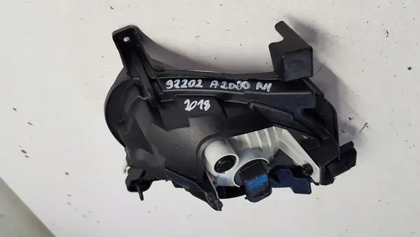 Farol Dianteiro Direito Kia Ceed II image 8