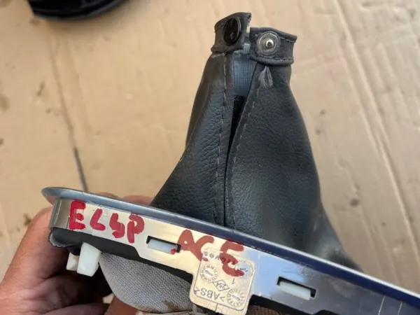 Pookhoes OEM MIESZEK LEWAREKA Renault Espace IV image 3