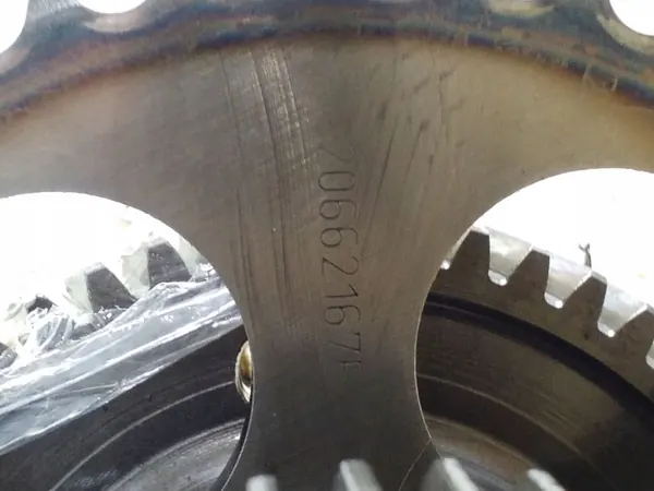 Arbre à cames Maserati Levante OEM 20182105F - Occasion image 5