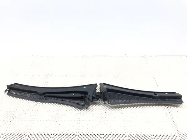 OEM 9673302777 Etulasipeite Peugeot 2008:lle image 4