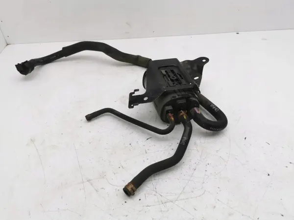 Filtre à charbon vapeur carburant OEM AMD148142 image 10
