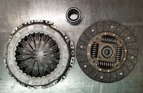 Conjunto de embreagem Sachs 3000 951 556 image 4