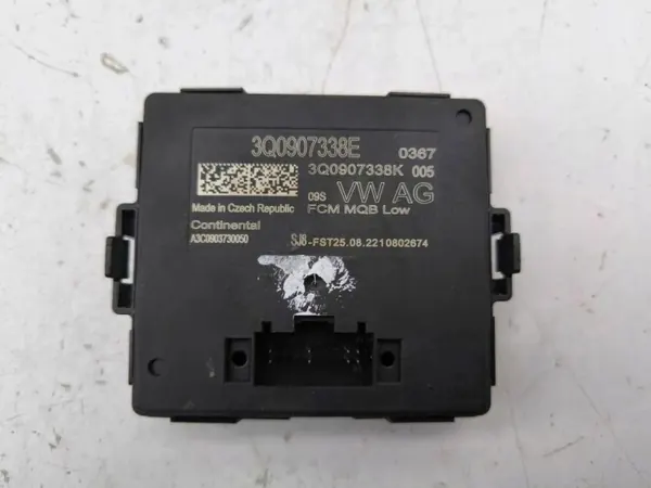 Module de contrôle des feux Audi Q2 2022 OEM 3Q0907338K image 2
