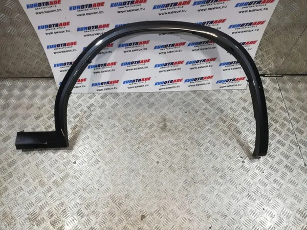 BMW OEM 8064822 Guardabarros Delantero Derecho image 2