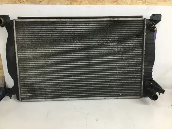 Radiador Audi A4 S4 B6 OEM FXK436 - Usado image 2