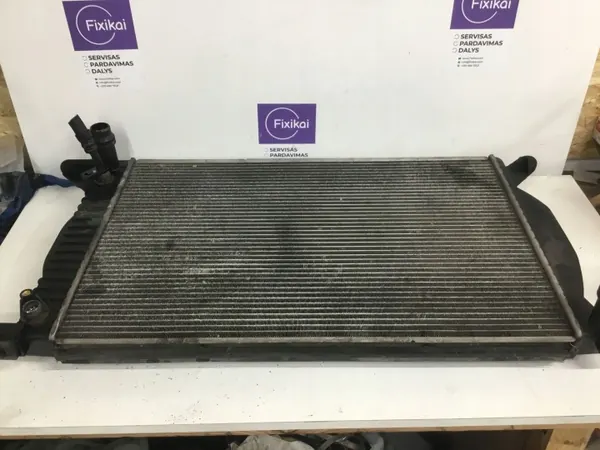 Radiador Audi A4 S4 B6 OEM FXK436 - Usado image 3