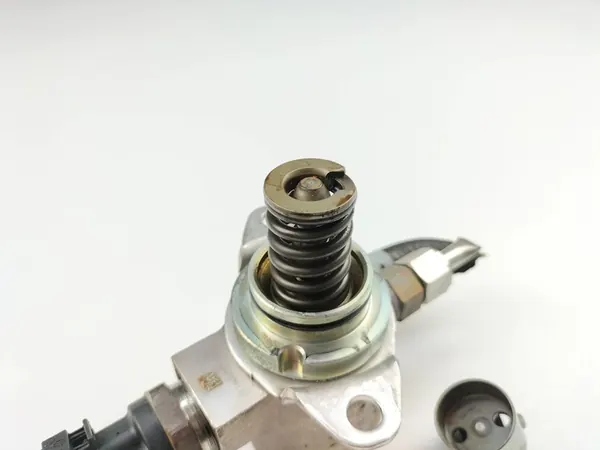 Hochdruckkraftstoffpumpe Volkswagen Polo V 6R image 2