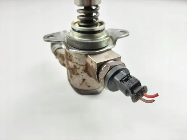 Hochdruckkraftstoffpumpe Volkswagen Polo V 6R image 7