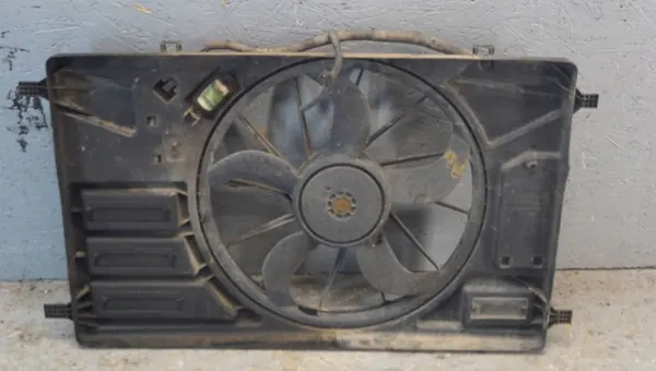 Kühlerlüfter Ford OE BK21-8C607-BA - Gebraucht image 10