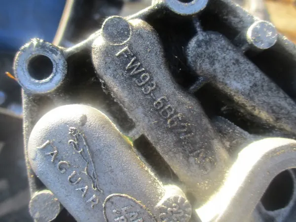 JAGUAR XJ XE RANGE ROVER SPORT Olje Filter Bas image 6