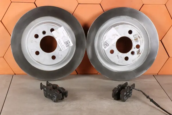 OEM 6799369 Bromsskivor & Belägg Bak Set 300x20mm image 3