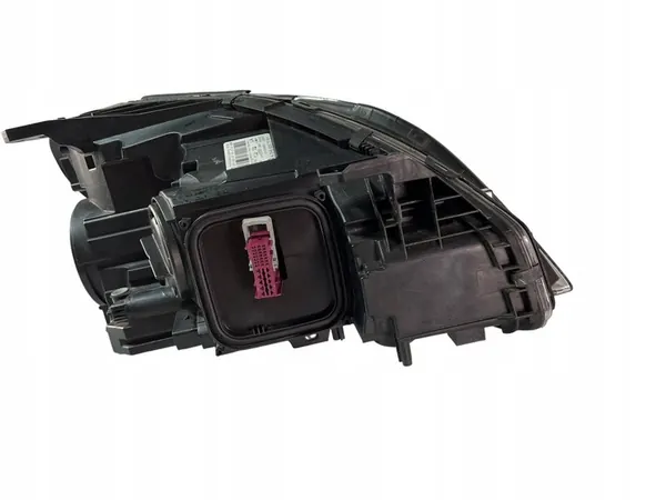 MERCEDES W246 Linker Voorlicht Bi Xenon ILS A2468207761 image 7