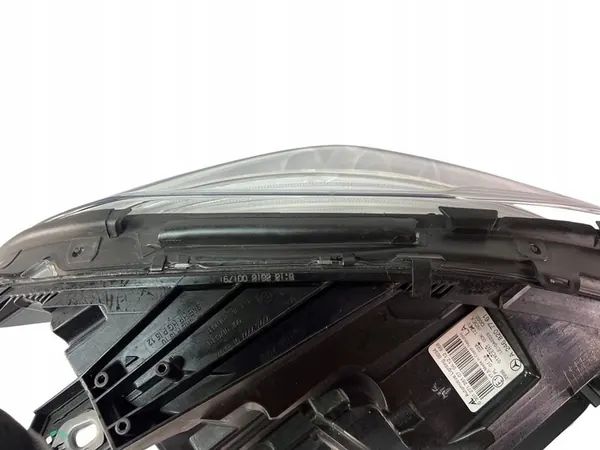 MERCEDES W246 Linker Voorlicht Bi Xenon ILS A2468207761 image 9