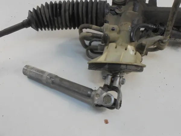 Ford OE 2S61-3200PC Gebrauchtes Lenkgetriebe image 3