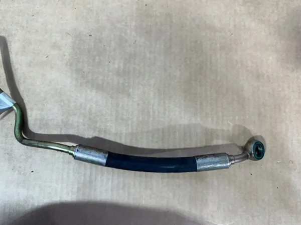 Tubo de aceite suspensión Mercedes SL R230 - Pieza OE image 8