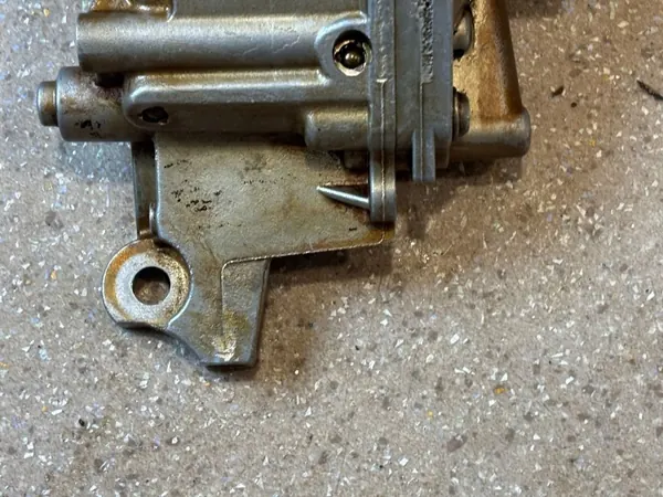 Pompe à huile BMW d'occasion OEM 7846388 M3 F80 image 7