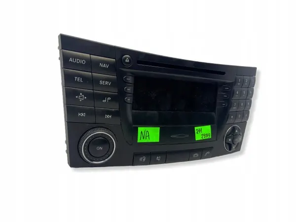 Mercedes-Benz Navigationsradio OEM A2118702989 image 2