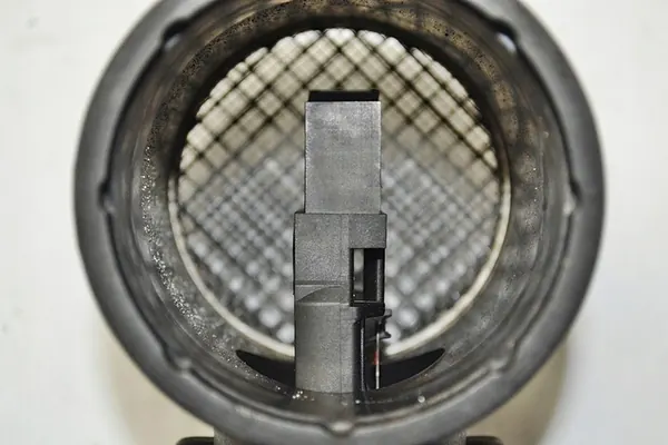 Luftmassenmesser Audi A2 image 4