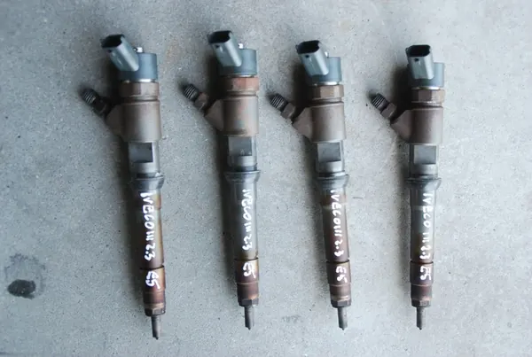 IVECO DUCATO 2.3 JTD Injektor 0445110418 image 2