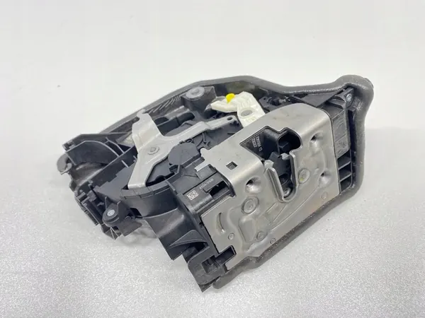 Vordere Rechte Türschloss BMW F45 F46 G11 i3 X1 F48 X5 F15 X2 F39 F16 OEM image 4