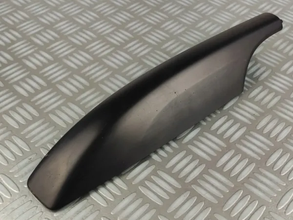 OEM 9682132077 Cache Rail Droit Arrière Peugeot 308 SW image 2