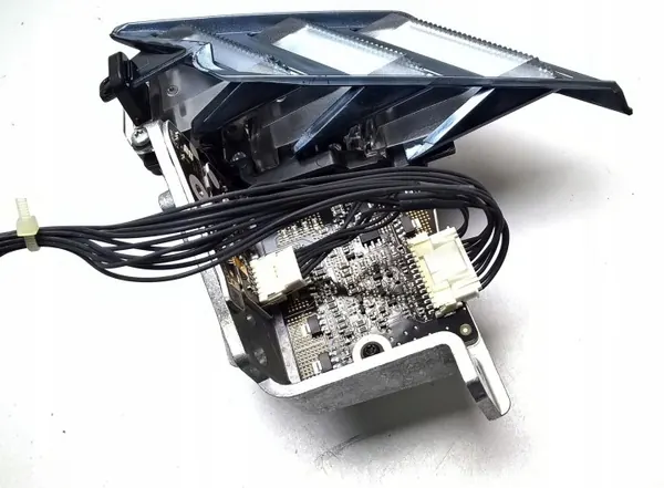 Módulo LED dianteiro esquerdo OEM 90119429 para Maserati image 3