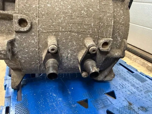 Peugeot 508 I 2.0 HDI Hybridmotor OEM 9800189280 image 3