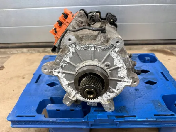 Peugeot 508 I 2.0 HDI Hybridmotor OEM 9800189280 image 4