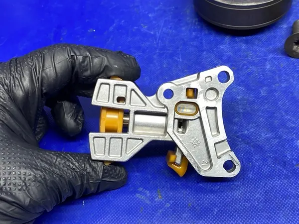 Vario Spännare VW Touran Audi Skoda Seat 2.0 FSI image 3