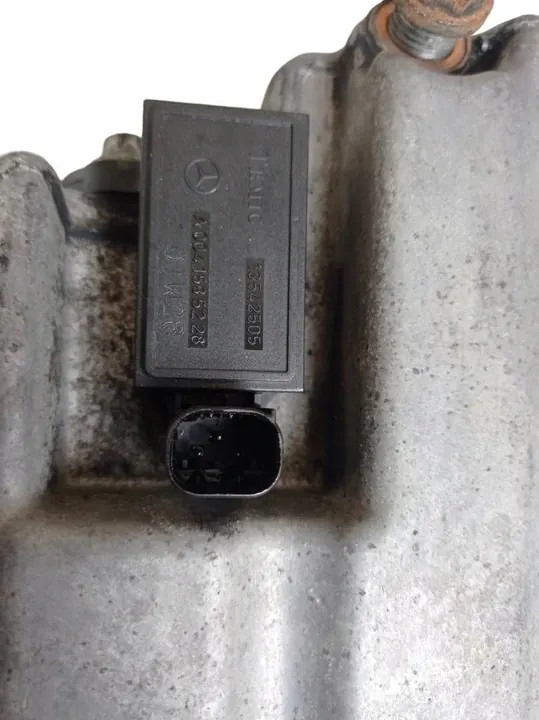 Vanne de chauffage Adblue Iveco Stralis 360 2008 OEM image 3