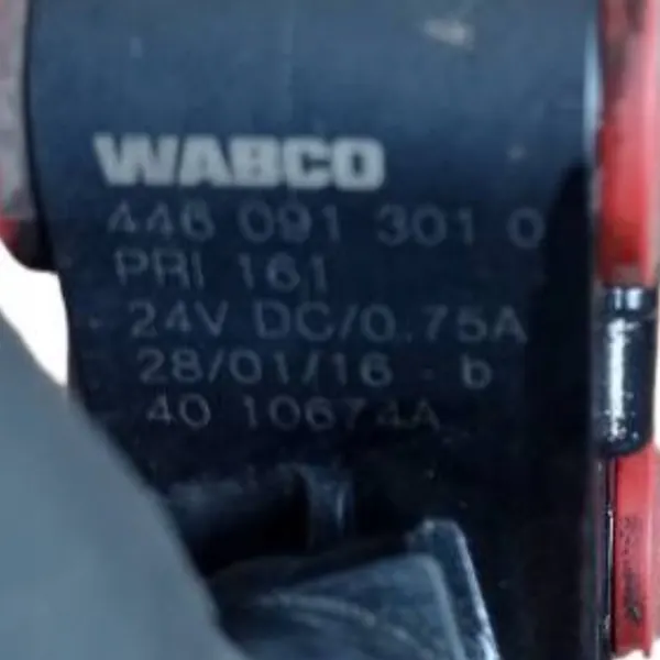 Vanne de chauffage Adblue Iveco Stralis 360 2008 OEM image 5