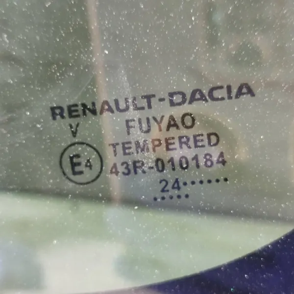 Taka sivulasi oikea OEM 43R010184 Dacia Jogger image 4