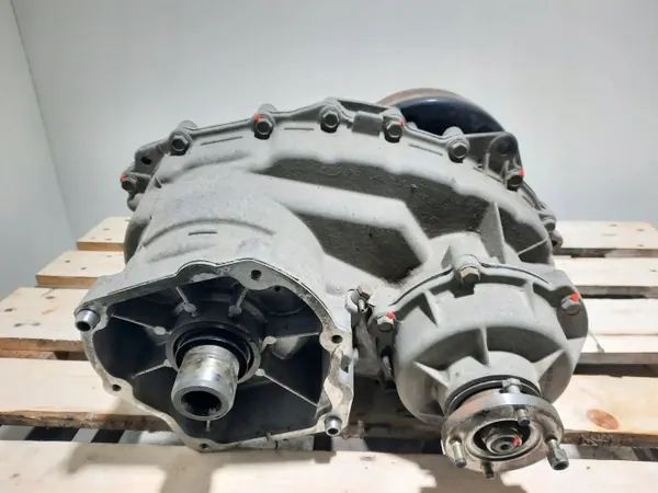 Land Rover Verteilergetriebe OEM 4462039902 - Gebraucht image 4