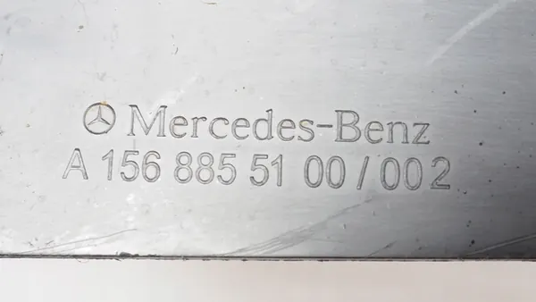 Fram vänster stötfångardekor Mercedes GLA W156 A1568855100 image 4