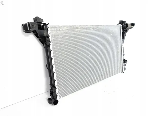 Radiateur d'eau OEM 67347498 pour Renault Master III image 3