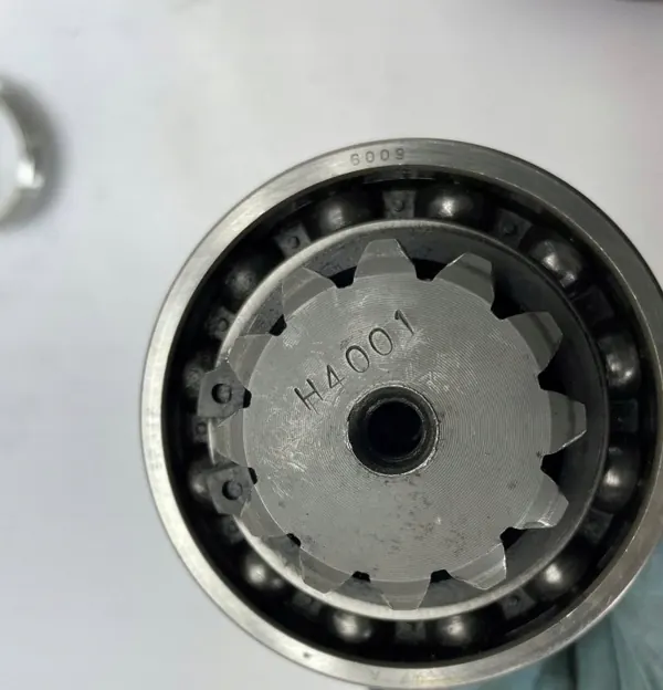 ZF H4001 Versnellingsbak Hulp-as - Gebruikte Staat image 3