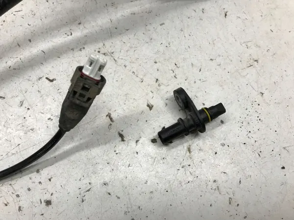 MERCEDES W177 W247 1.3 H 2024 ABS SENSOR LINKER ACHTER A2479058600 image 2