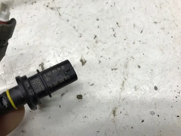 MERCEDES W177 W247 1.3 H 2024 ABS SENSOR LINKER ACHTER A2479058600 image 3