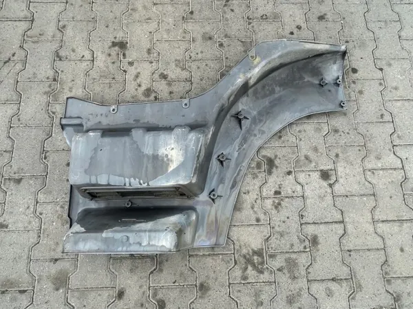 DAF CF75 2006-2013 Degrau Cabina Direito OEM 136381411 image 2