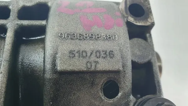 Bomba de óleo e eixos de equilíbrio OEM 9636898380-4car image 5