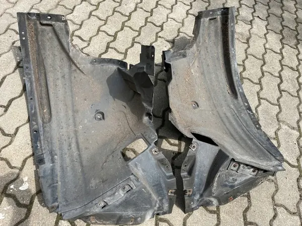 BMW Front Wheel Arch Right OE 7234832 image 4