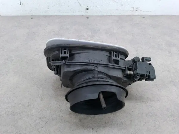 BMW X6 F16 Tankklappe OEM 7297009 - Gebraucht image 9