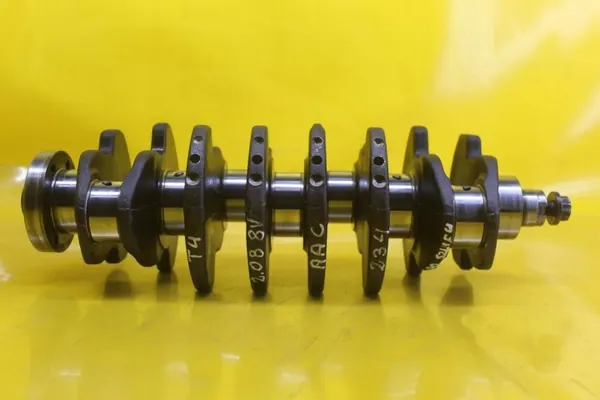 OEM 028J Kampiakseli VW Transporter T4 2.0L image 9