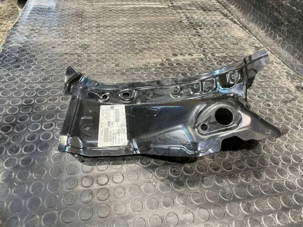 OEM 61622-42060 Ovensuojalevy Vasen Taka image 4