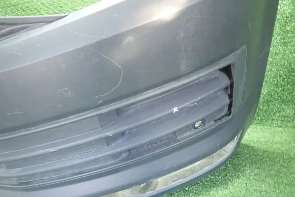 VW T6 Voorbumper OEM 7E0807221D - Gebruikt image 5
