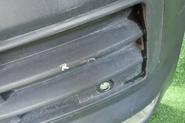 VW T6 Voorbumper OEM 7E0807221D - Gebruikt image 6