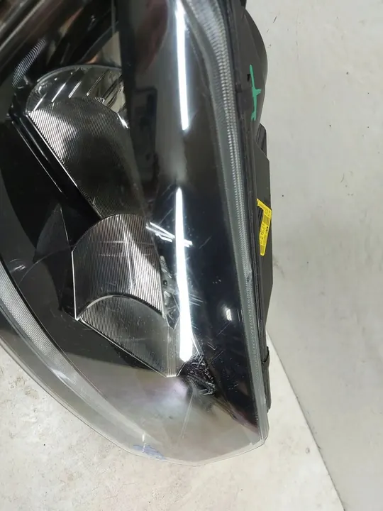 Farol dianteiro direito Skoda Yeti 5L image 6