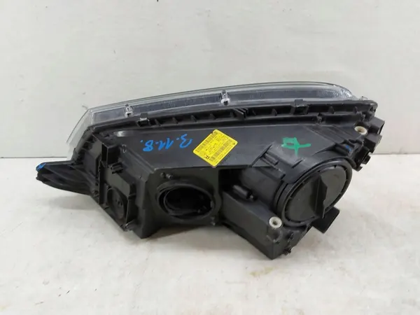 Farol dianteiro direito Skoda Yeti 5L image 9